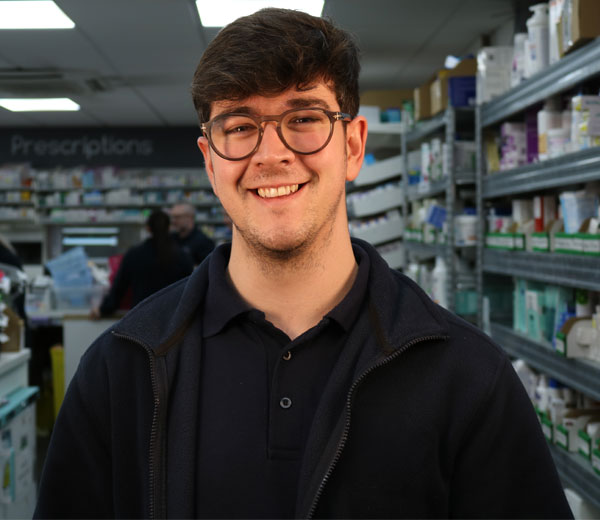 A student pharmacist in discussion with supervisor
